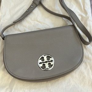 Gently Used Tory Burch crossbody bag